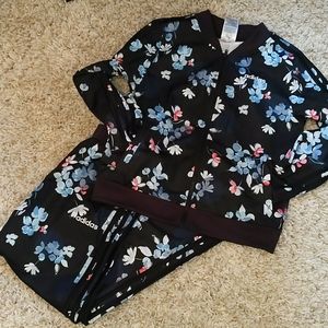 Like New  Adidas Sweat outfit